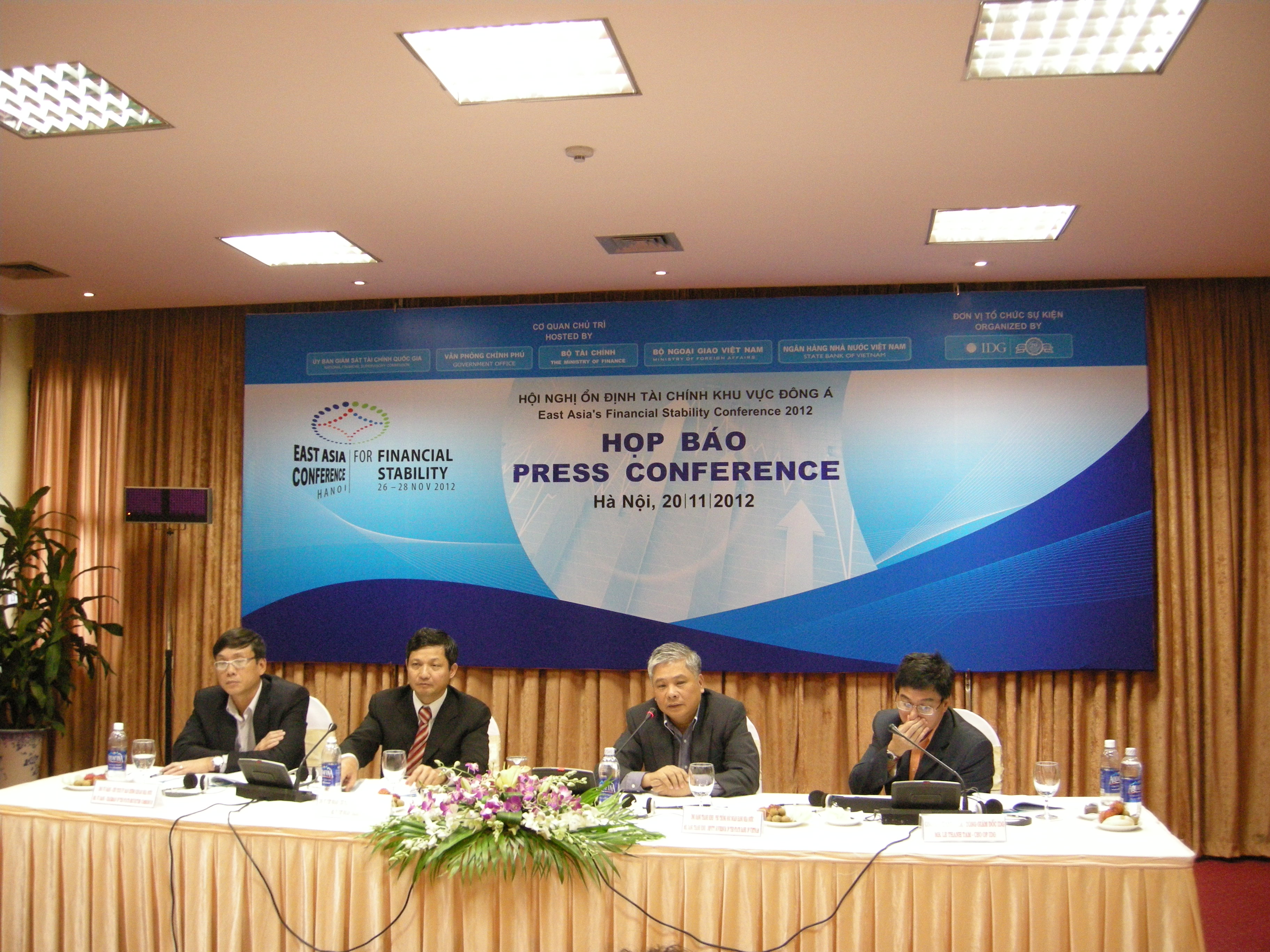 Vietnam to host its first East Asia conference for financial stability